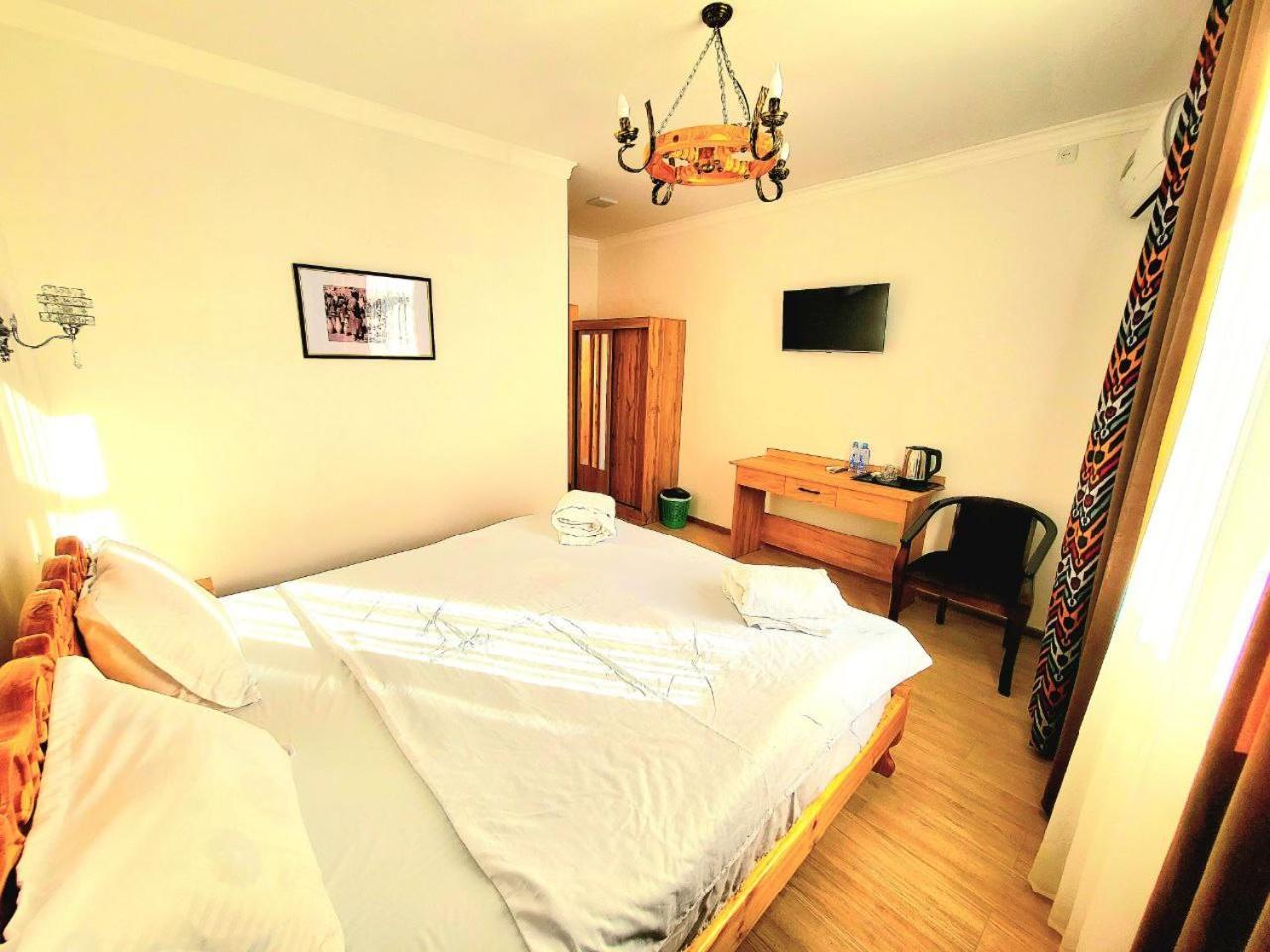 Ulli Oy Boutique Hotel & Terrace ヒヴァ エクステリア 写真