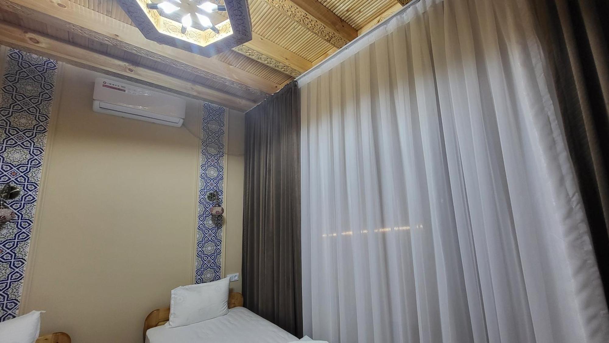 Ulli Oy Boutique Hotel & Terrace ヒヴァ エクステリア 写真