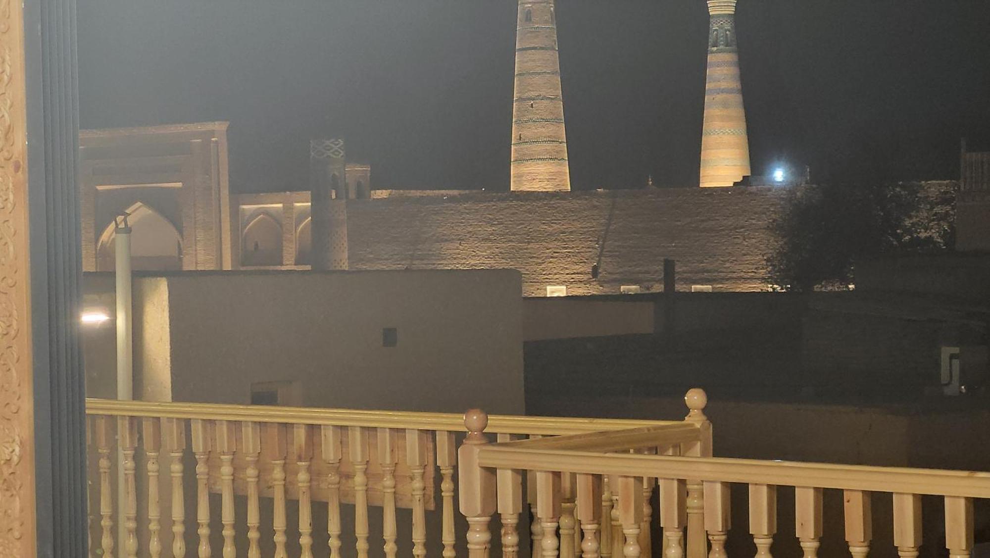 Ulli Oy Boutique Hotel & Terrace ヒヴァ エクステリア 写真